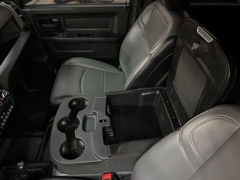 Used 2022 RAM 2500 Tradesman w/ Chrome Appearance Group image 37