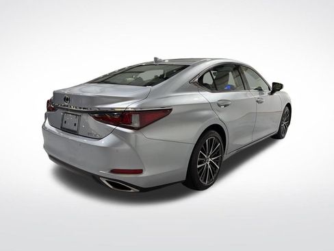Used 2024 Lexus ES 350 w/ Premium Package image 6