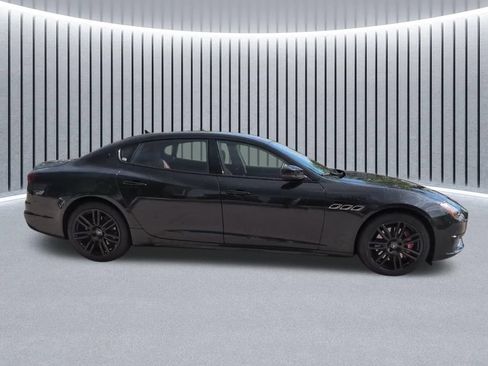 Used 2023 Maserati Quattroporte Modena Q4 AWD/4WD image 4