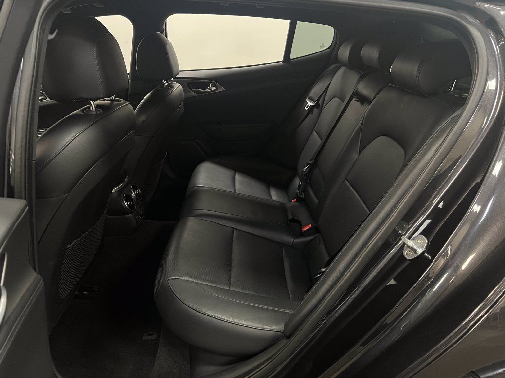 Used 2019 Kia Stinger GT AWD/4WD image 26