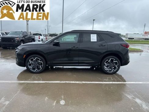 Used 2021 Chevrolet Blazer RS w/ LPO, Floor Liner Package FWD image 3
