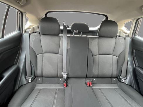 Used 2022 Subaru Impreza 2.0i Premium image 13
