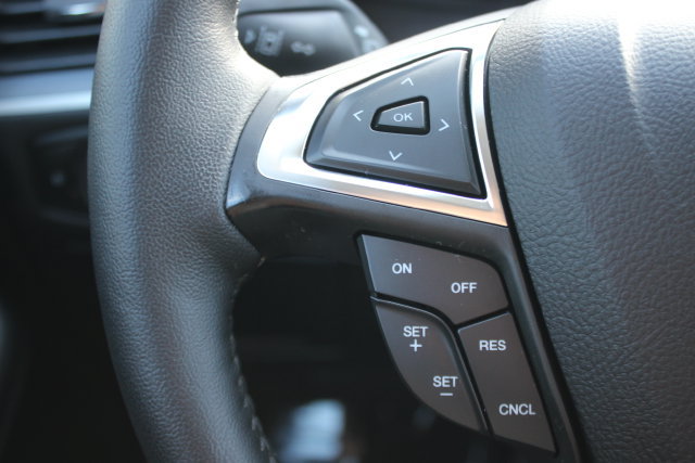 Used 2024 Ford Edge SEL w/ Convenience Package AWD/4WD image 16