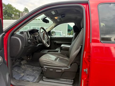 Used 2009 GMC Sierra 2500 SLE w/ Convenience Package AWD/4WD image 8
