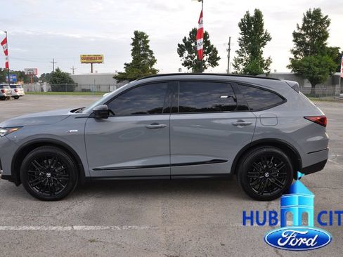 Used 2025 Acura MDX A-Spec AWD/4WD image 2