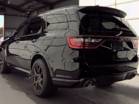 Used 2025 Dodge Durango R/T AWD/4WD image 4