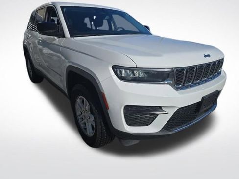 Used 2023 Jeep Grand Cherokee Laredo w/ Luxury Tech Group I image 1