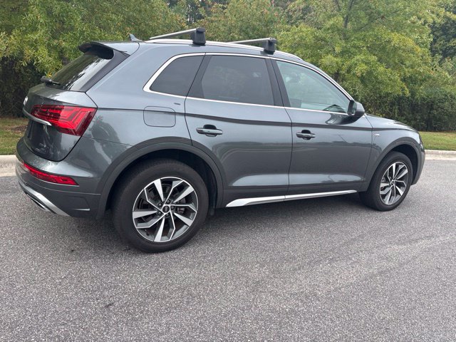 Used 2024 Audi Q5 2.0T Premium Plus w/ Premium Plus Package AWD/4WD image 2