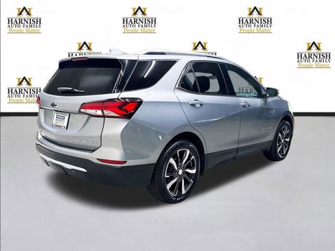 Used 2023 Chevrolet Equinox Premier AWD/4WD image 6