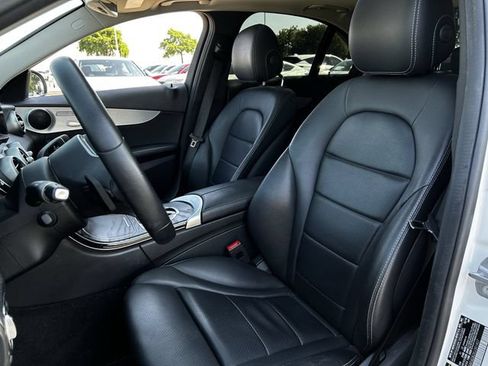 Used 2019 Mercedes-Benz C 300 Sedan image 30