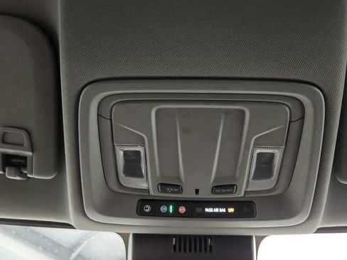 Used 2022 Chevrolet Silverado 1500 Custom RWD image 34