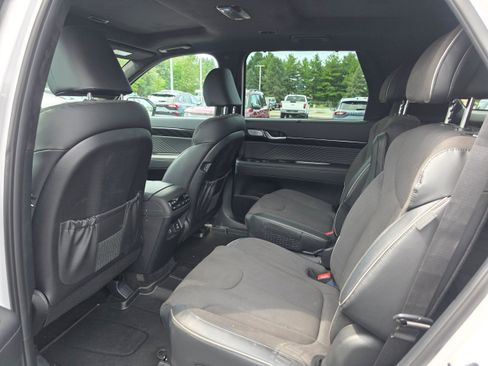 Used 2025 Hyundai Palisade Calligraphy AWD/4WD image 11