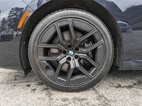 Used 2023 BMW 760i xDrive AWD/4WD image 52