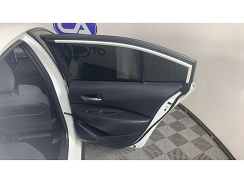 Used 2020 Toyota Corolla SE image 36