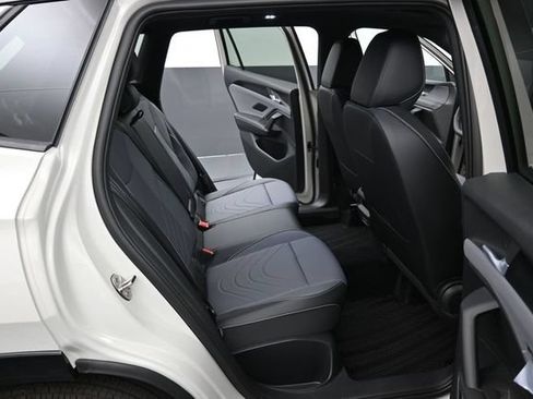 New 2026 Volkswagen Tiguan SE R-Line AWD/4WD image 13