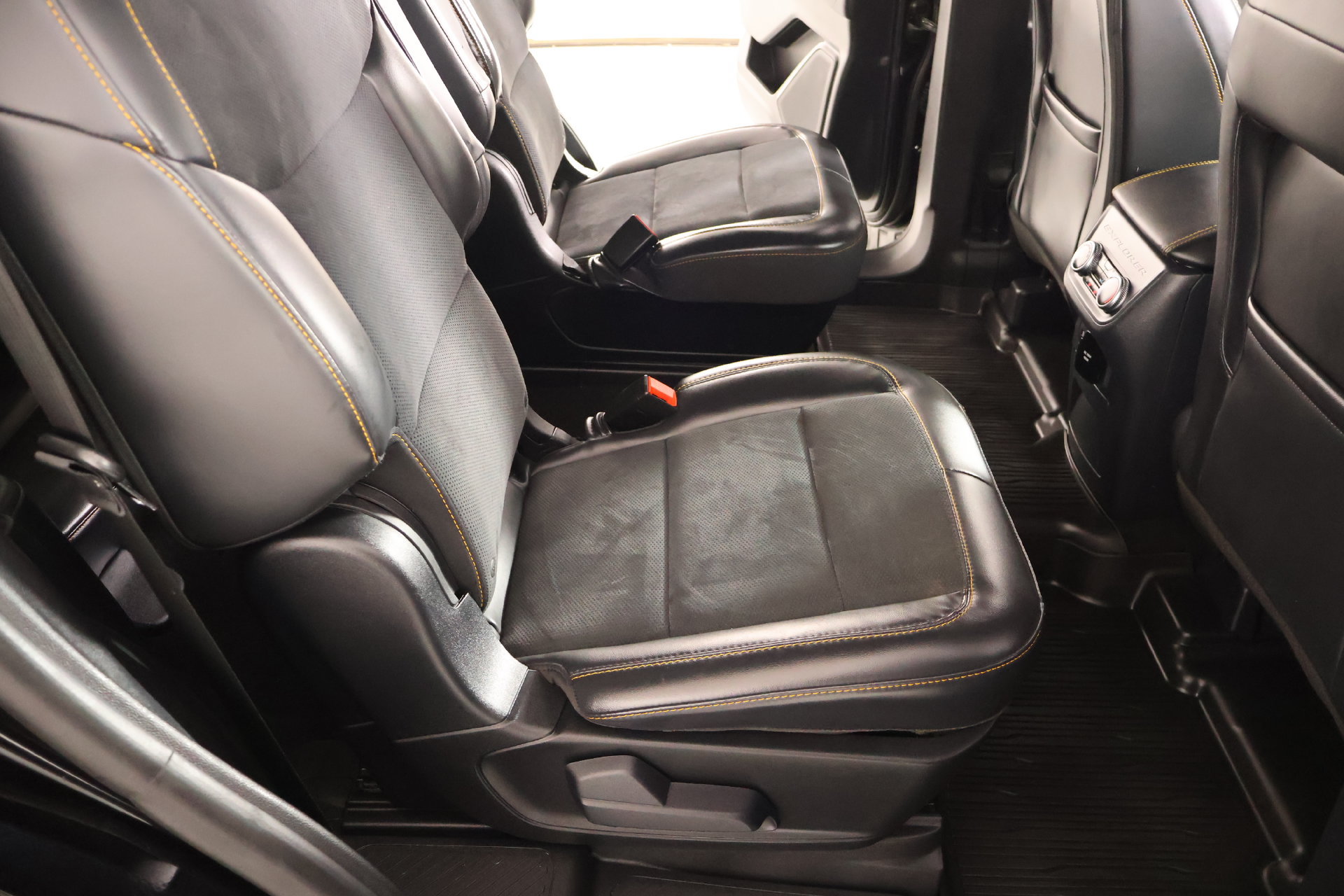 Used 2026 Ford Explorer Tremor w/ Tremor Convenience Package AWD/4WD image 15