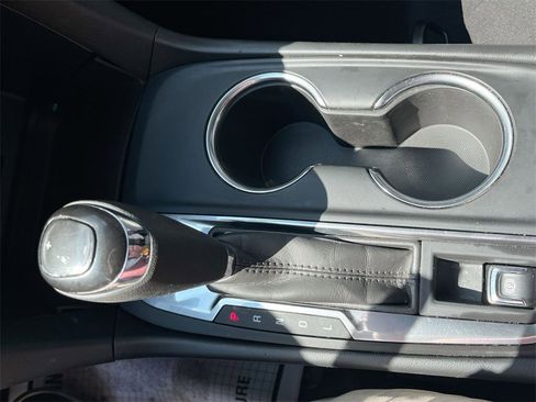 Used 2020 Chevrolet Equinox LS image 22