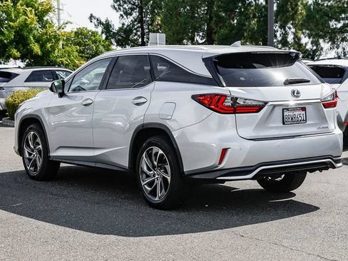Used 2019 Lexus RX 350L Luxury FWD image 2