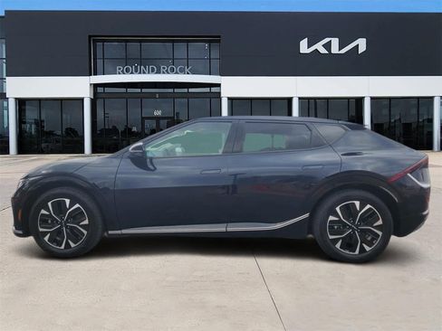 Certified 2024 Kia EV6 Wind image 4