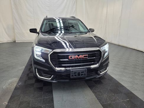 Used 2022 GMC Terrain SLE w/ Driver Convenience Package AWD/4WD image 14
