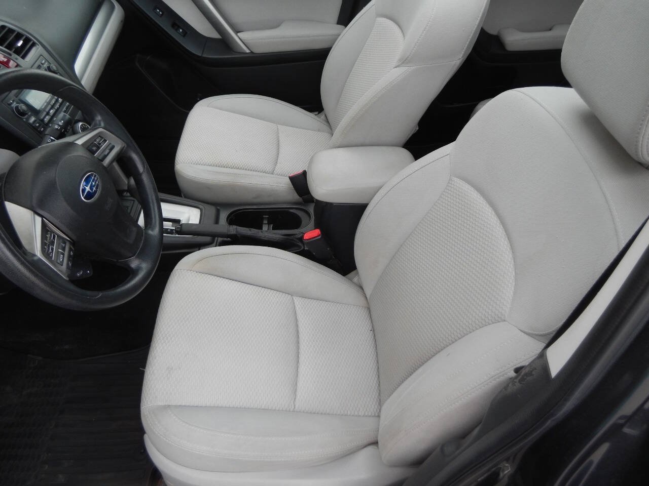 Used 2015 Subaru Forester 2.5i Premium w/ All-Weather Package AWD/4WD image 26
