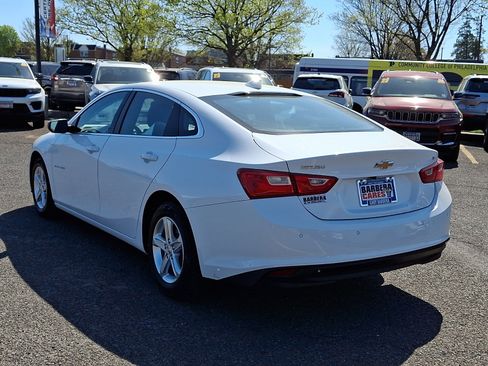 Used 2024 Chevrolet Malibu LT FWD image 4