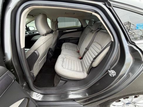 Used 2015 Ford Fusion S image 20