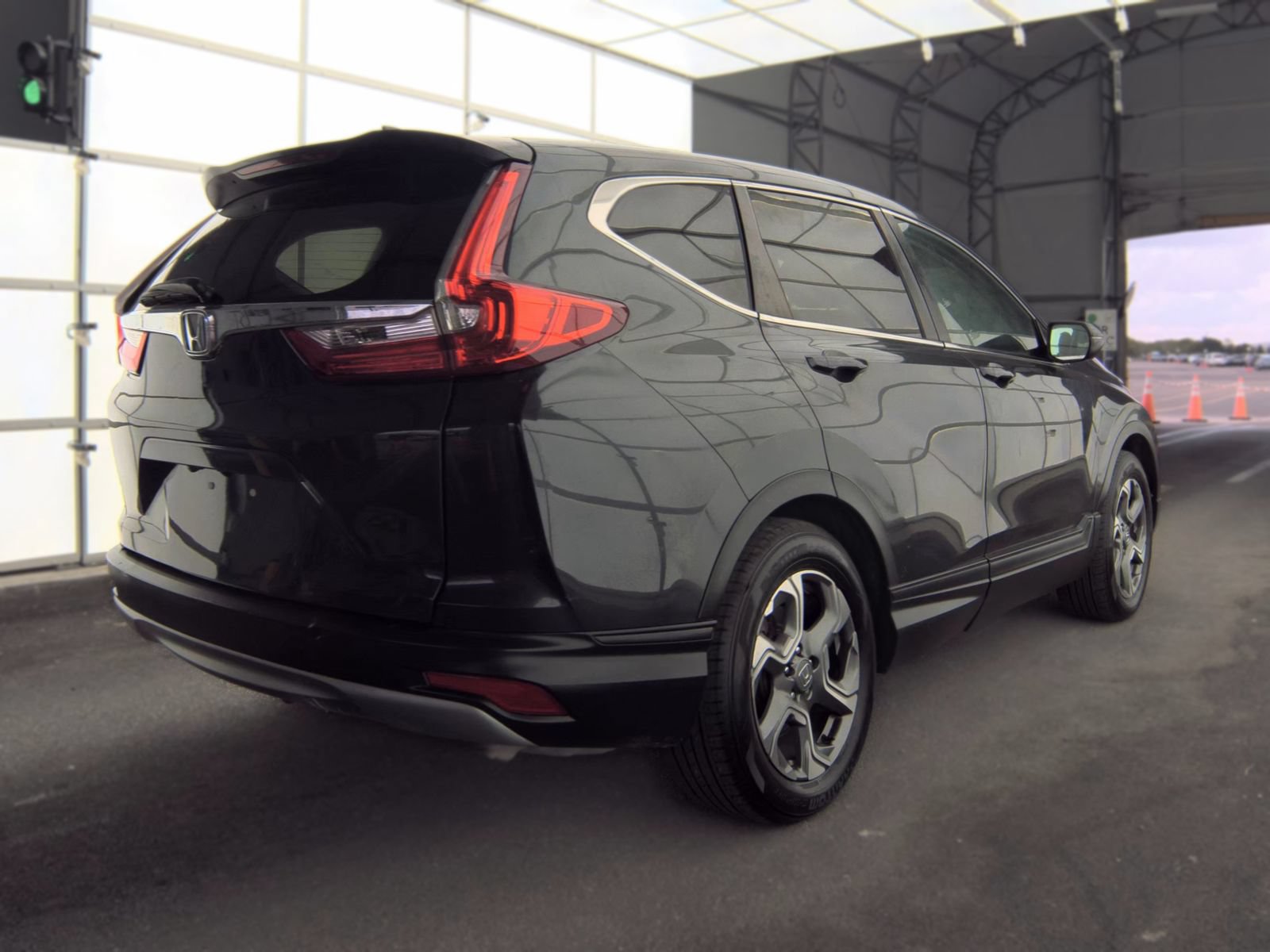 Used 2019 Honda CR-V EX image 2