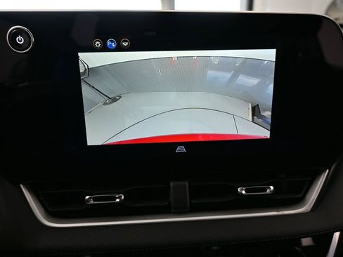 Used 2025 Chevrolet Equinox LT image 21