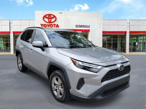 Used 2023 Toyota RAV4 XLE w/ Convenience Package image 2