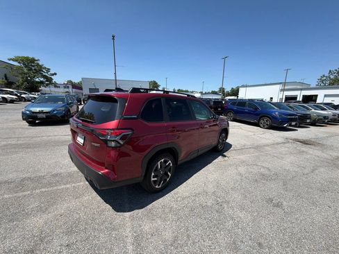 Used 2026 Subaru Forester Touring AWD/4WD image 11