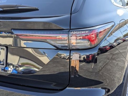 New 2025 Mitsubishi Outlander ES FWD image 11