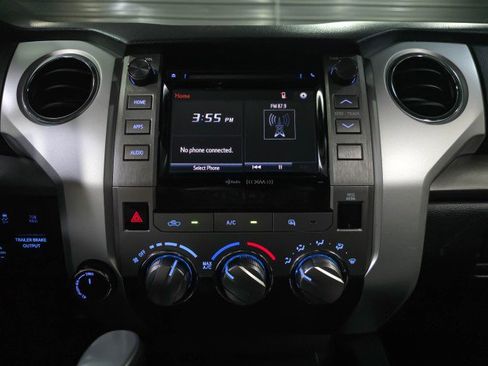 Used 2019 Toyota Tundra SR5 w/ TRD Off Road Package image 27