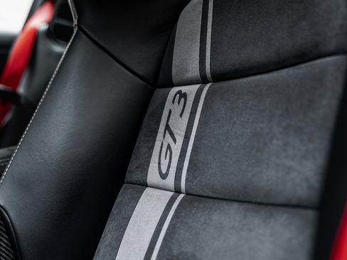 Used 2019 Porsche 911 GT3 RWD image 36