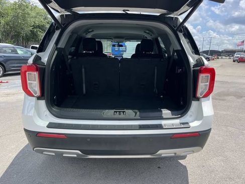 Certified 2024 Ford Explorer XLT w/ Equipment Group 202A AWD/4WD image 15