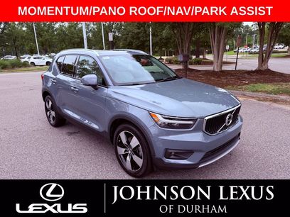 Used 2021 Volvo XC40 T5 Momentum w/ Premium Package