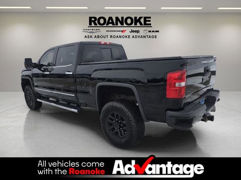 Used 2017 GMC Sierra 2500 Denali w/ Duramax Plus Package image 5