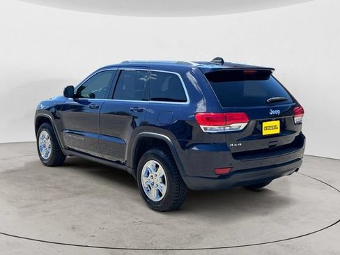 Used 2017 Jeep Grand Cherokee Laredo w/ Quick Order Package 23E AWD/4WD image 3