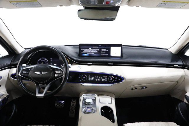 Used 2023 Genesis GV70 3.5T Sport w/ Sport Advanced Package AWD/4WD image 15