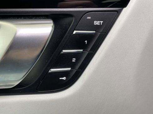 Certified 2023 Porsche Macan S image 37