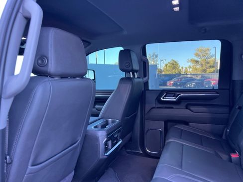 Used 2024 GMC Sierra 2500 SLT w/ SLT Premium Package AWD/4WD image 27