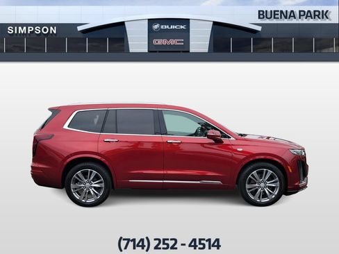 Certified 2024 Cadillac XT6 Premium Luxury w/ Technology Package FWD image 9