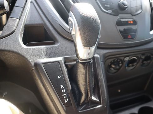 Used 2017 Ford Transit 250 130 Low Roof image 40