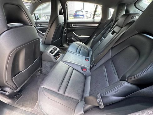 Certified 2023 Porsche Panamera RWD image 39