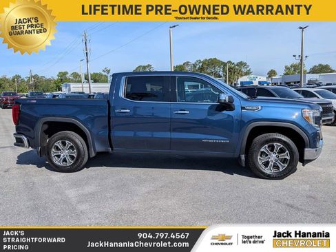 Used 2019 GMC Sierra 1500 SLT w/ SLT Convenience Package AWD/4WD image 2