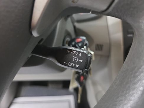 Used 2010 Toyota Corolla LE w/ All Weather Guard Pkg FWD image 20