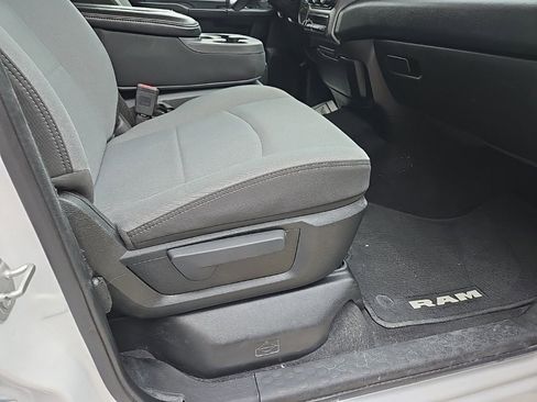 Used 2021 RAM 2500 Big Horn image 78