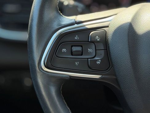 Used 2023 Buick Envision Essence AWD/4WD image 12