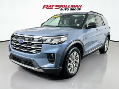 Used 2025 Ford Explorer Active w/ Active Comfort Package