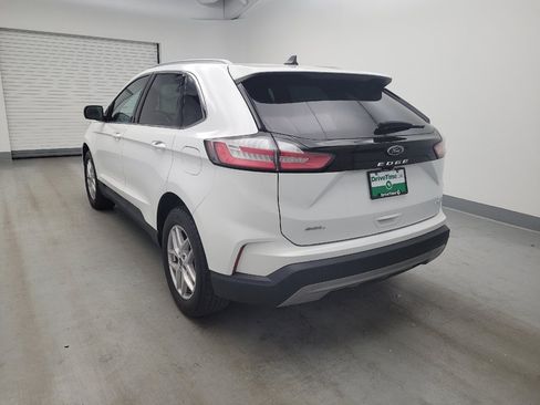 Used 2023 Ford Edge SEL w/ Convenience Package AWD/4WD image 5
